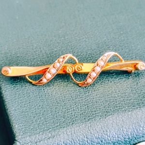 9ct Yellow Gold Seed Pearl Brooch